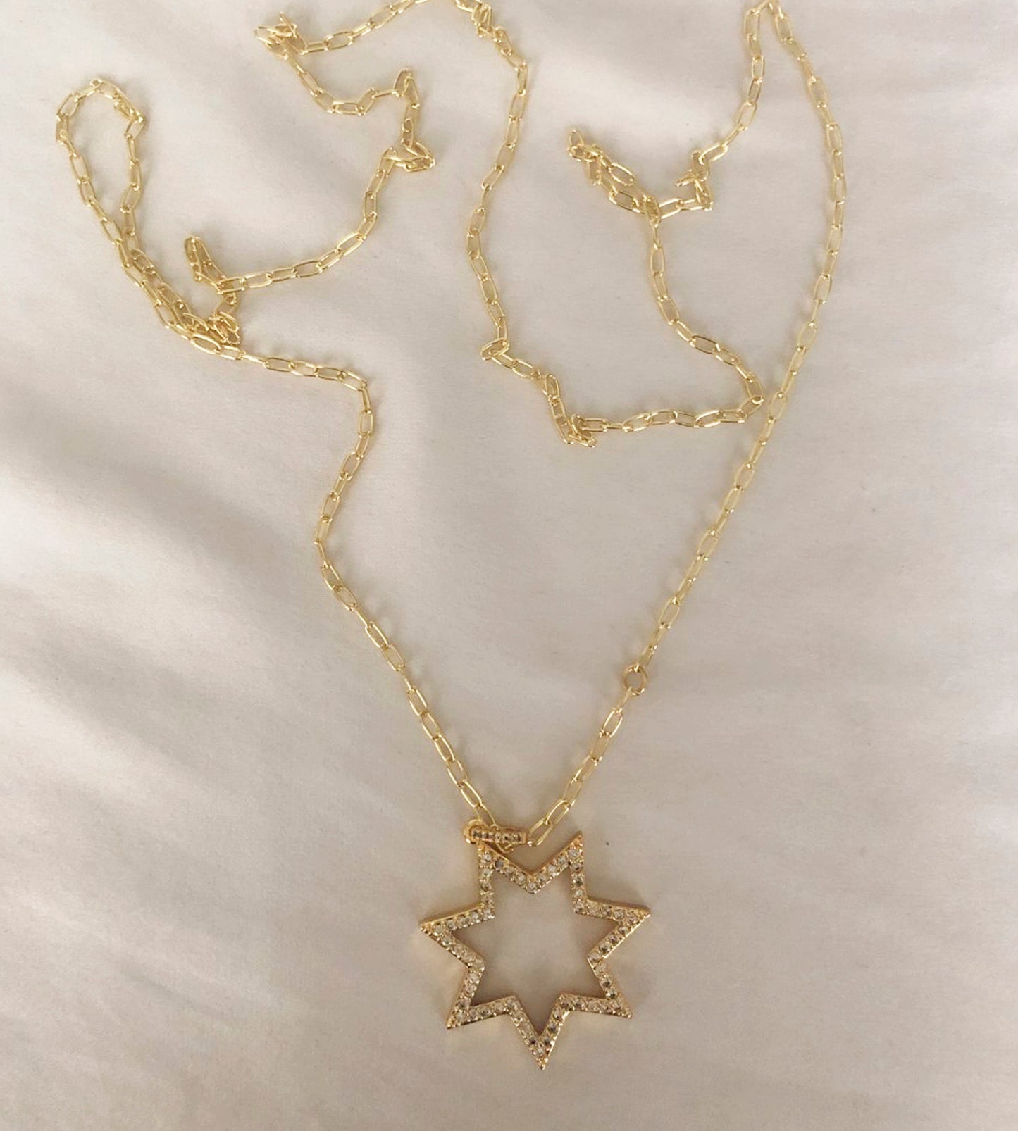 COLLAR STAR